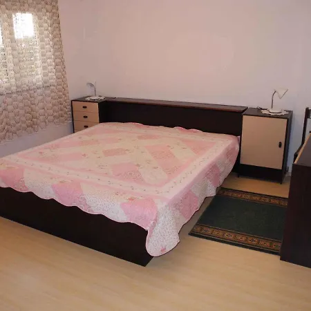 Apartment In 5466 Crikvenica
