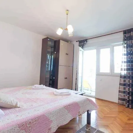 Apartamento In 5466 *